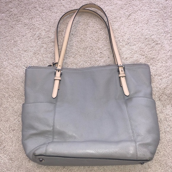 Michael Kors Jet Set Grey Tote - Picture 2 of 7